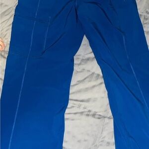 Women’s Infinity Scrub Set